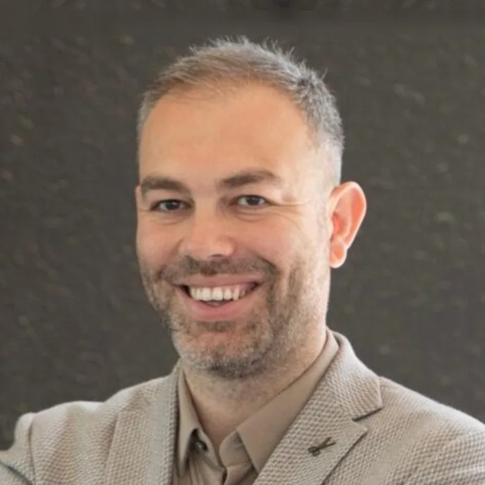 Yunus Özçağlar, Founder
